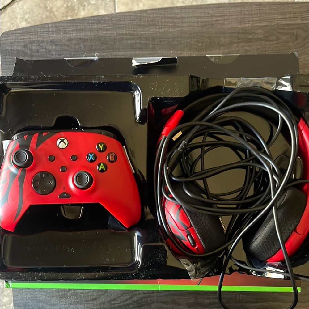 Microsoft Red Controller for Xbox
